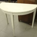 924 1468 HALF MOON TABLE